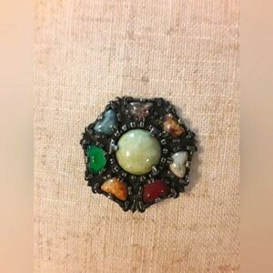 💚2/$25💚 Vintage Stone Brooch Women's Jewelry Pin Unique Scottish Green